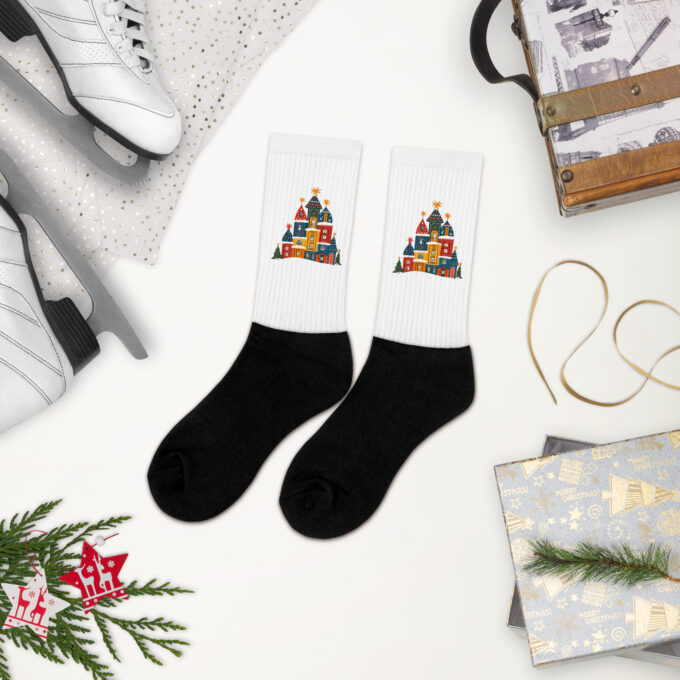 Festive Merry Christmas Socks – Perfect for Winter Comfort - Image 2