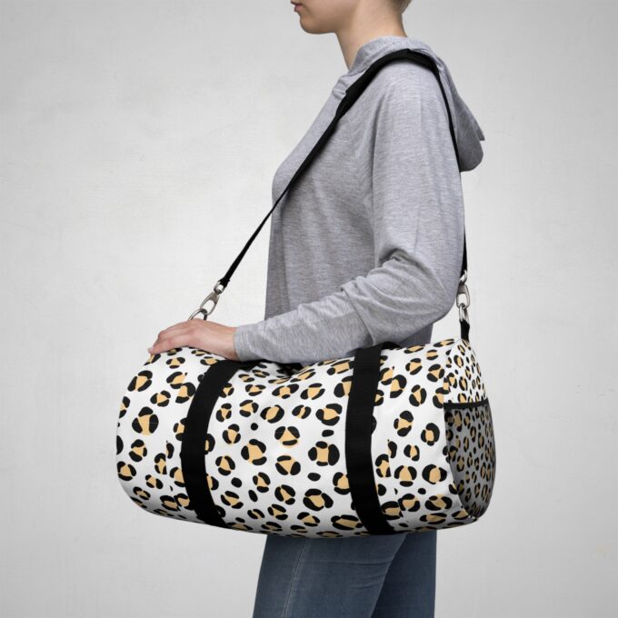 Leopard Duffel Bag – Bold and Stylish Travel Essential - Image 5