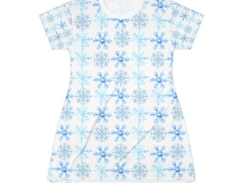 Christmas t-shirt dress Snowflake print dress Winter holiday dress Women’s festive clothing