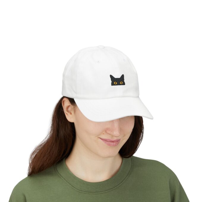 Black cat classic cap Adjustable cat lover cap Stylish and durable black cap Cat-themed casual accessory