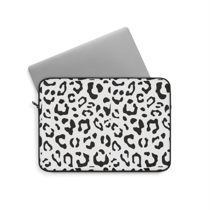 Leopard Laptop Sleeve – Stylish and Protective Case - Image 2