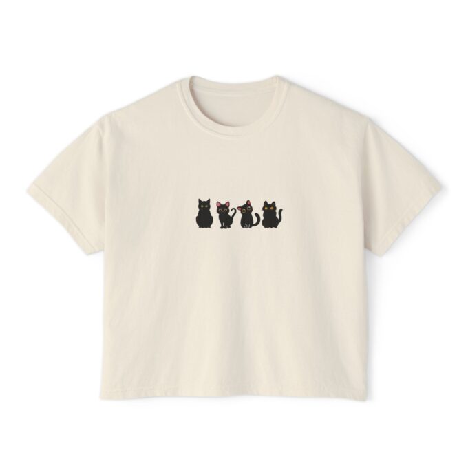 Black Cat Christmas Women's Boxy Tee–Stylish & Festive - Image 2