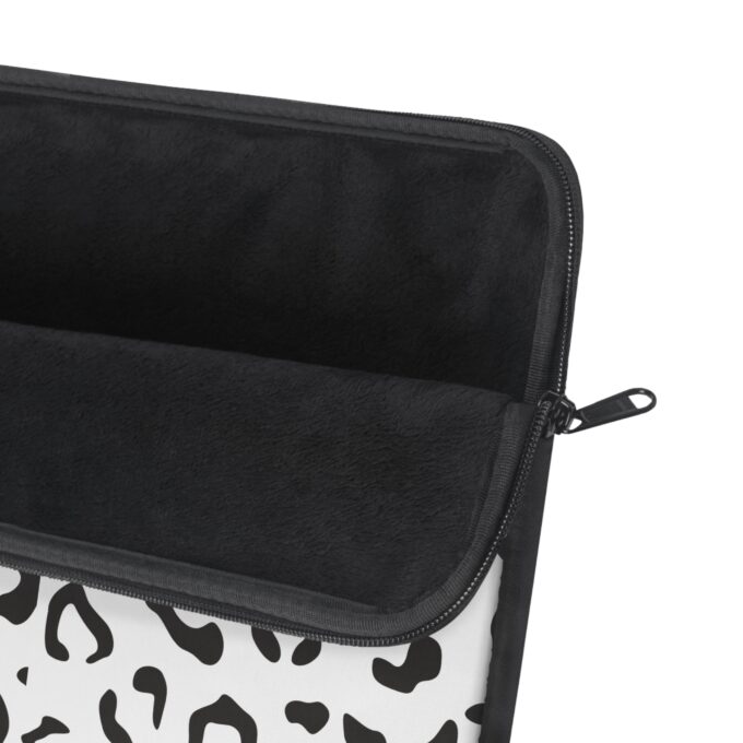 Leopard Laptop Sleeve – Stylish and Protective Case - Image 3