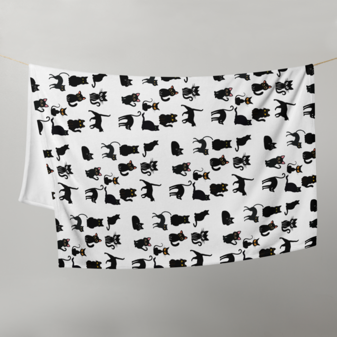 Black Cat Christmas Throw Blanket – Soft & Festive - Image 2