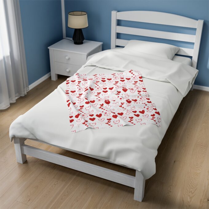 Red Valentine’s Day Toile Blanket – Elegant & Cozy Gift - Image 3