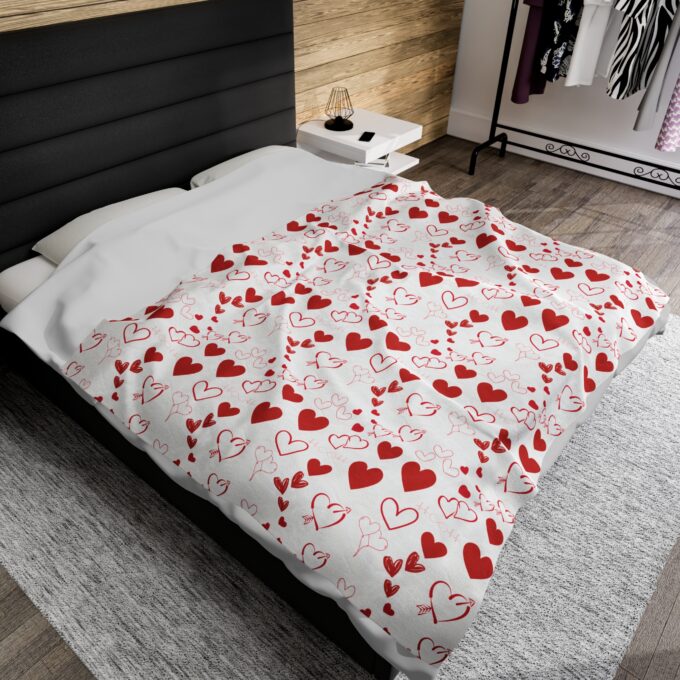 Red Valentine’s Day Toile Blanket – Elegant & Cozy Gift - Image 10
