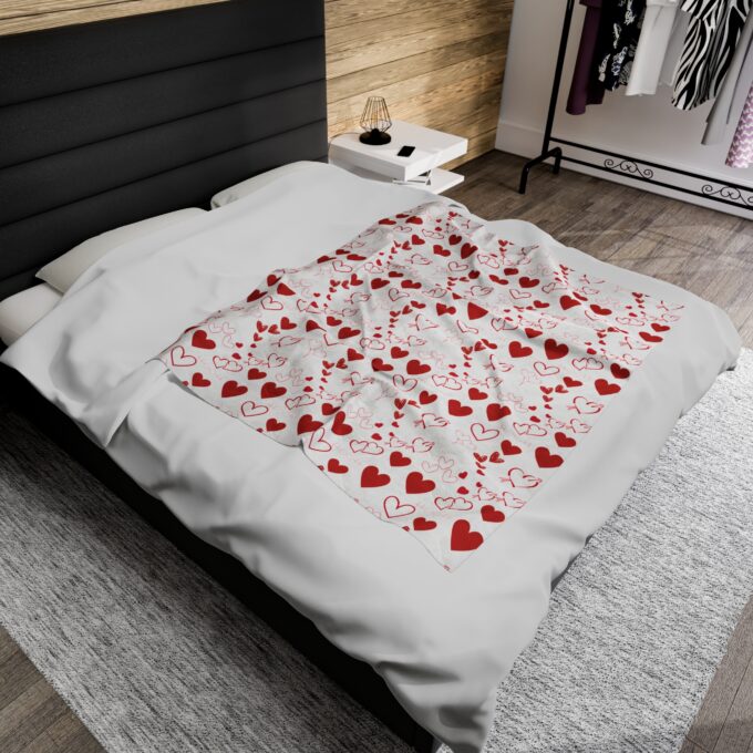 Red Valentine’s Day Toile Blanket – Elegant & Cozy Gift - Image 7