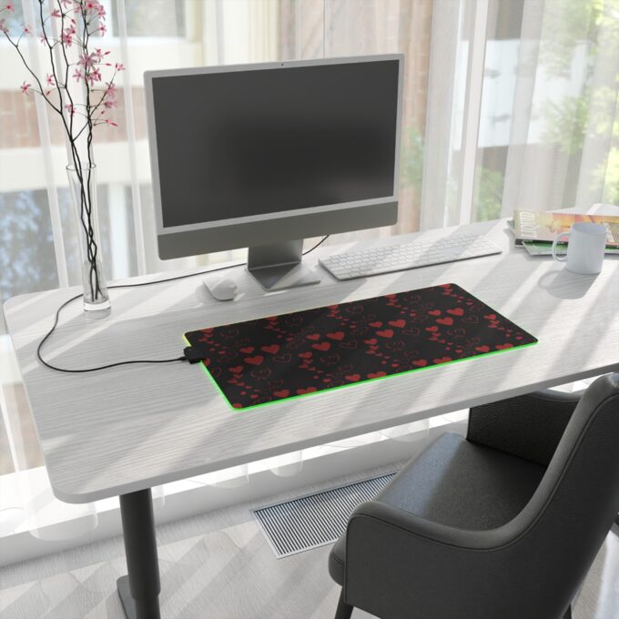 LED Heart Gaming Mouse Pad - Perfect for Gamers & Valentine's Day - Image 6